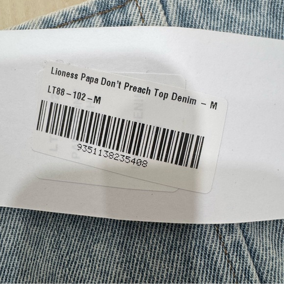 NWT Lioness Papa Don't Preach Denim Zip Crop Top Tank Women's Medium Light Wash - Picture 8 of 15